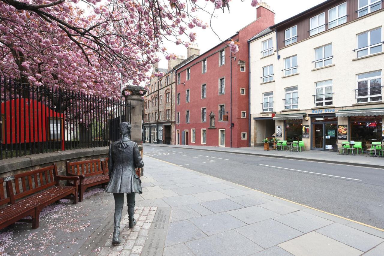 Joivy Affordable 3,4,5 And 12 Bed Private Flats Next To Royal Mile (Adults Only) Apartment Edinburgh Exterior photo