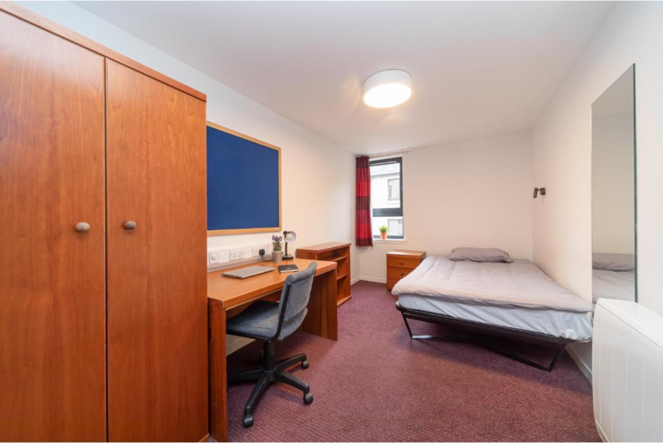 Joivy Affordable 3,4,5 And 12 Bed Private Flats Next To Royal Mile (Adults Only) Apartment Edinburgh Exterior photo