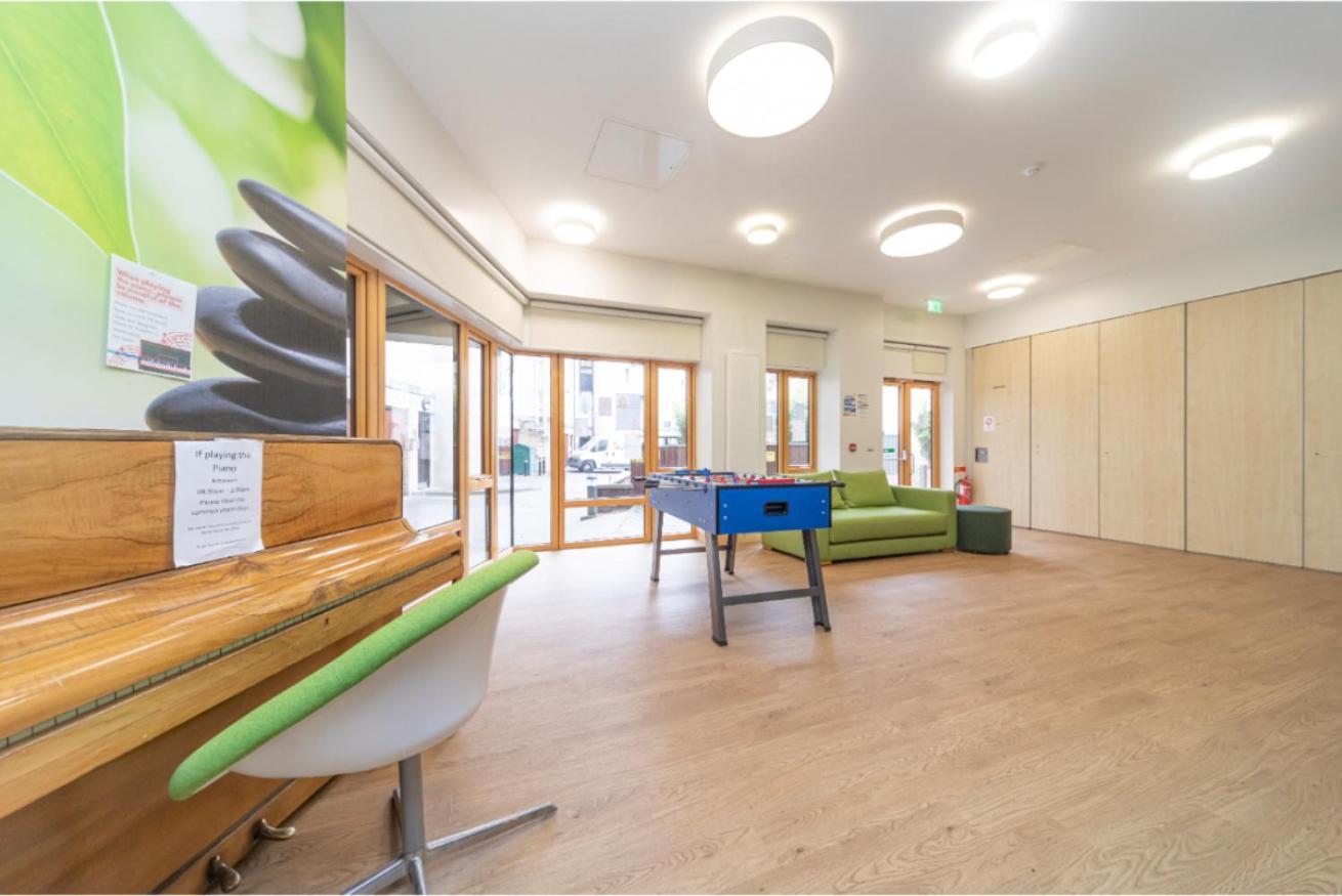 Joivy Affordable 3,4,5 And 12 Bed Private Flats Next To Royal Mile (Adults Only) Apartment Edinburgh Exterior photo